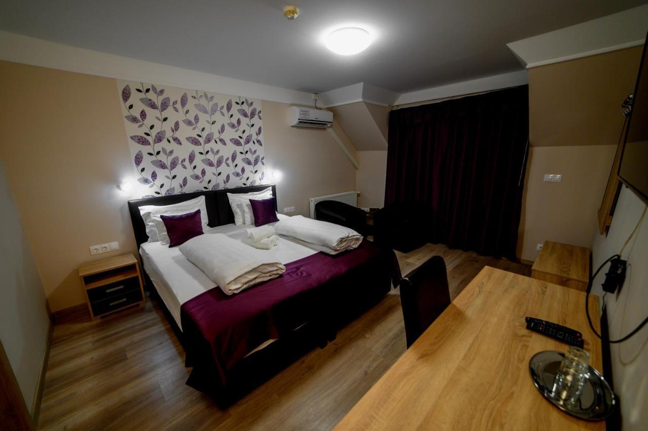 Az Idill Hotel Cserszegtomaj Luaran gambar